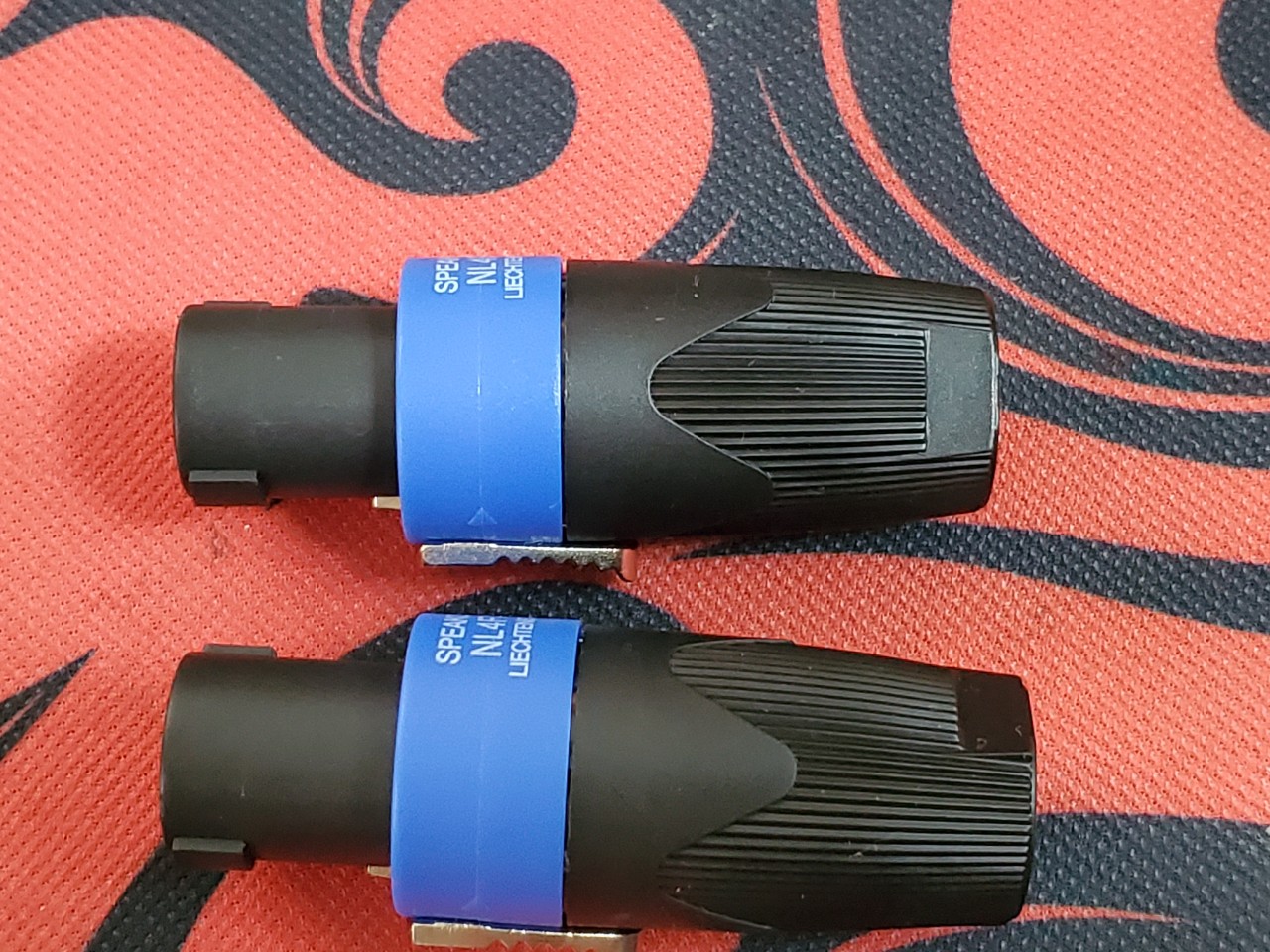 jack đấu loa sân khấu newtrick