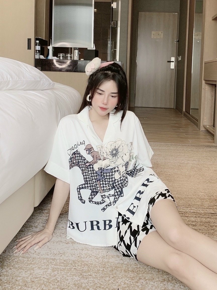 Bộ Bigsize Nữ Thiết Kế Lụa Mango Cao Cấp Từ 60 - 80 kg