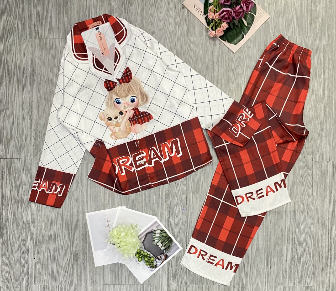 Bộ Pyjama lụa xước ánh kim cao cấp (free size: 45kg đến 65kg) HÀNG THIẾT KẾ MỚI.