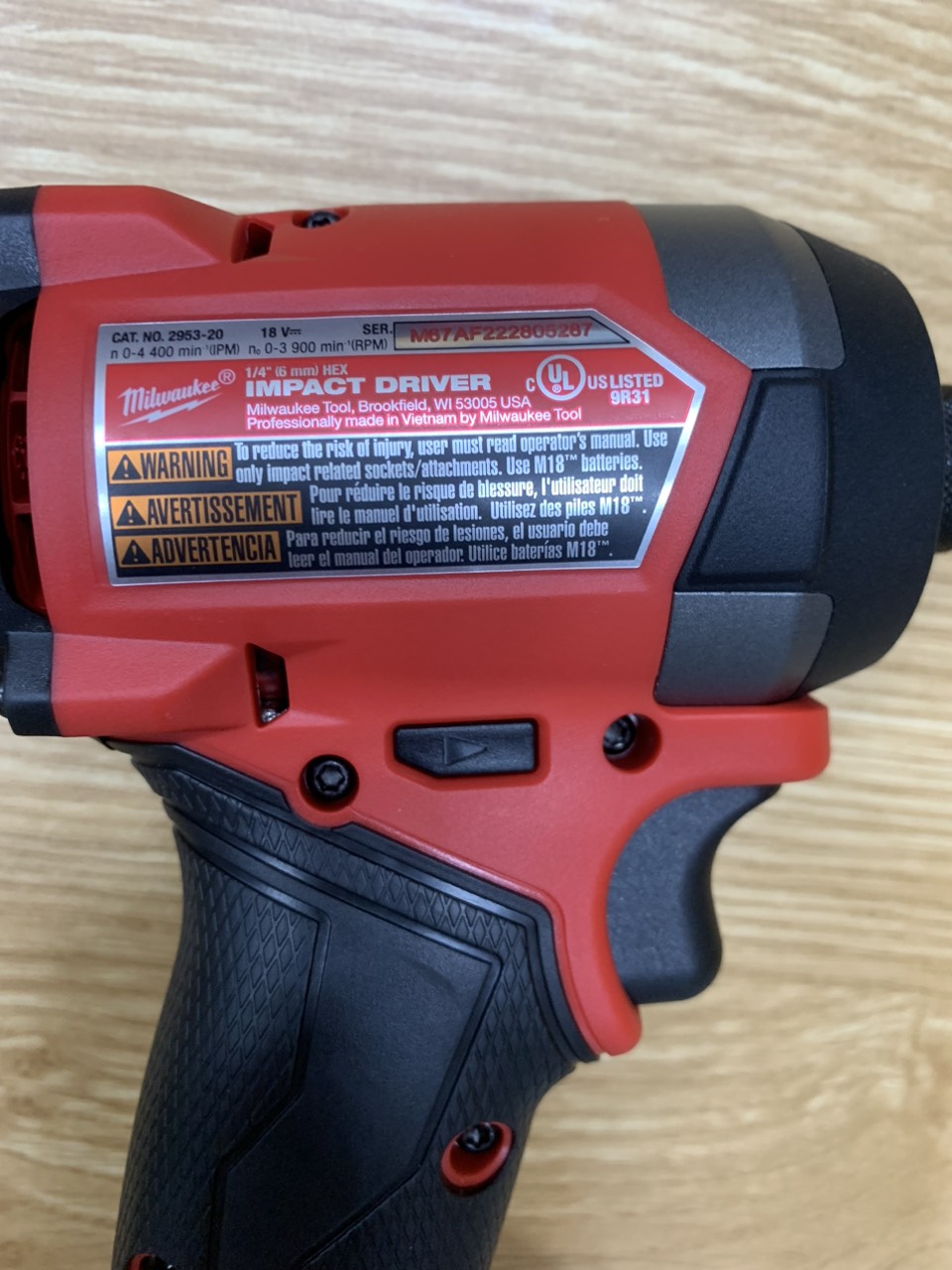 Máy vặn vít pin 18V FUEL Milwaukee 2953