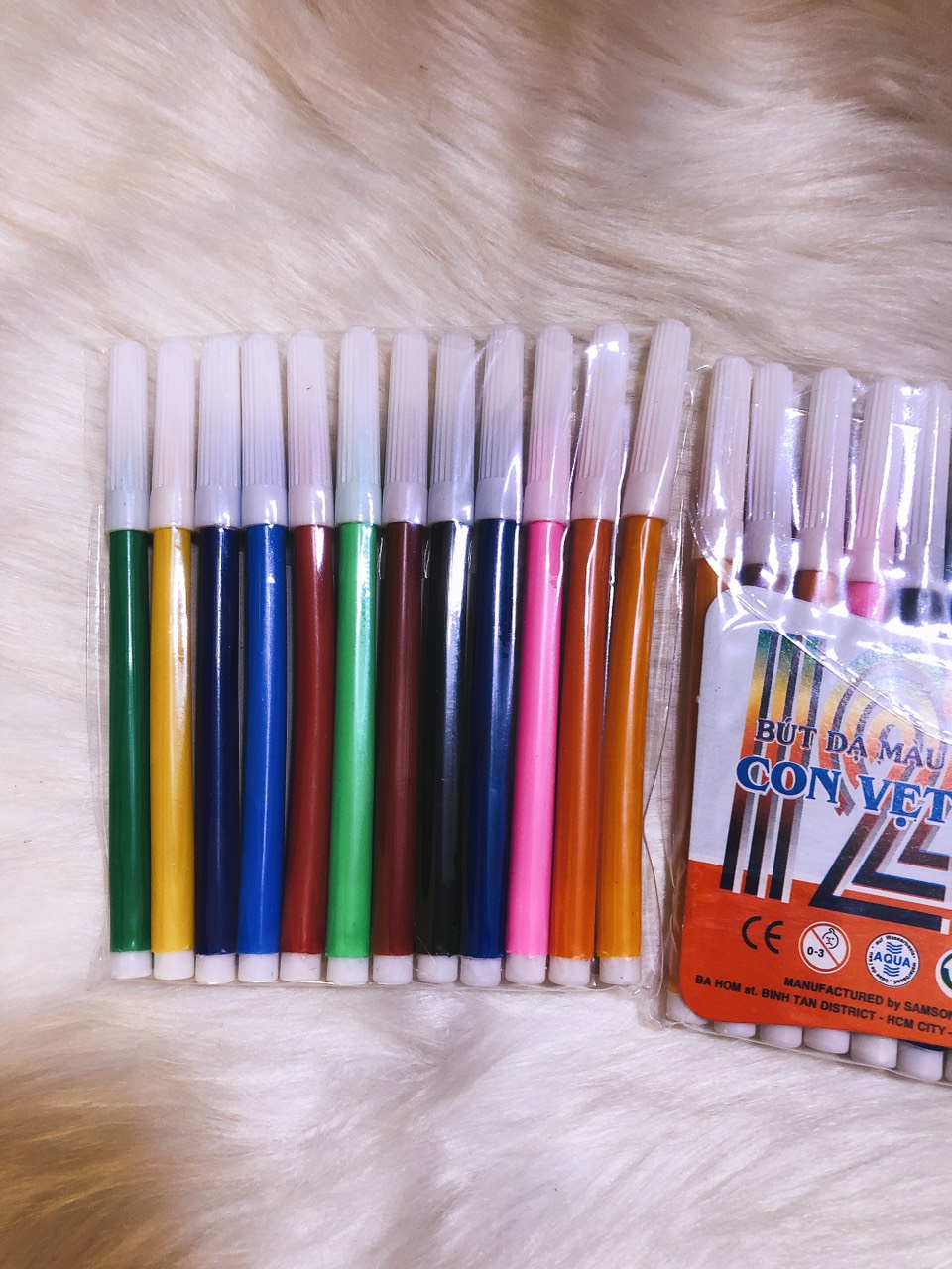 bút dạ màu con vẹt 1 bộ 12 cây ( 12 màu )
