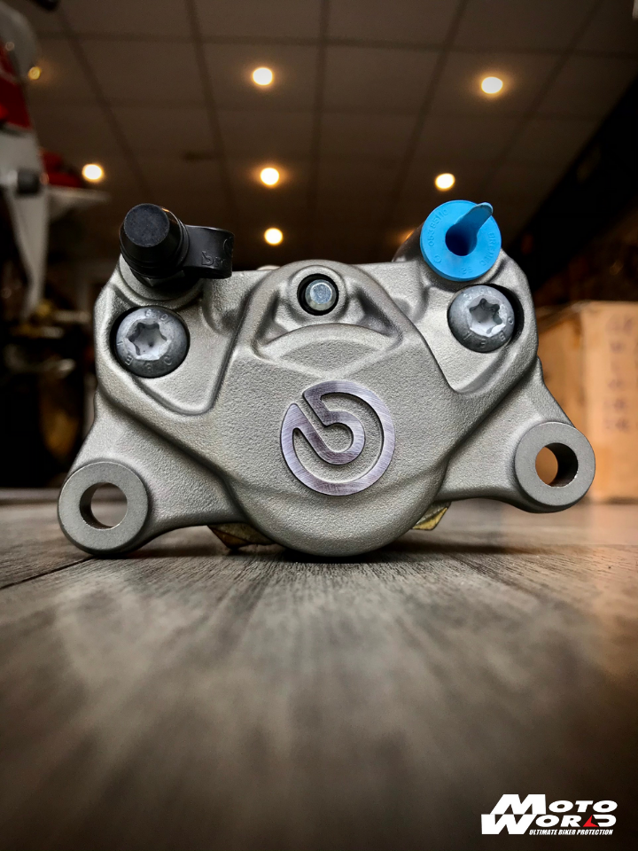 [Motoworld Phân Phối] Heo Brembo 2Pis Đối Xứng (Màu Bạc)