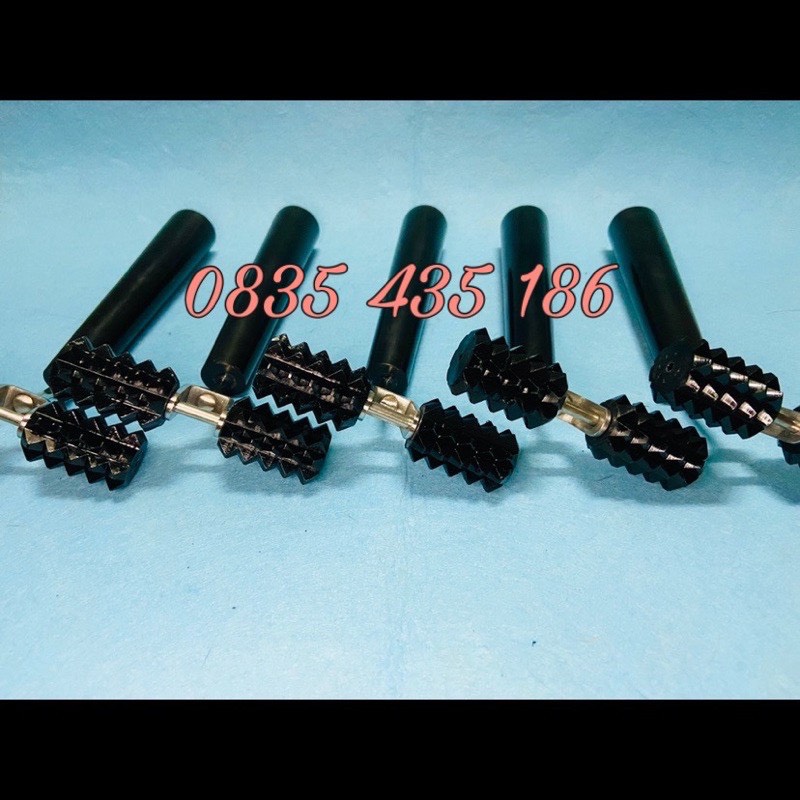 DỤNG CỤ DIỆN CHẨN LĂN SỪNG ĐÔI LỚN