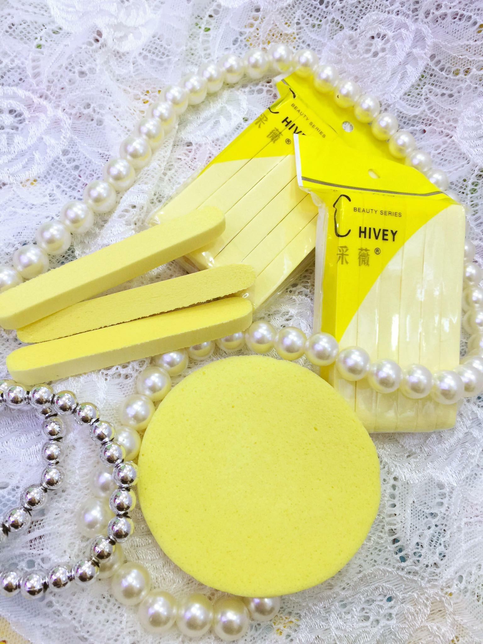 Combo 2 Gói bông mút rửa mặt bọt biển Chivey (Gói 12 miếng)
