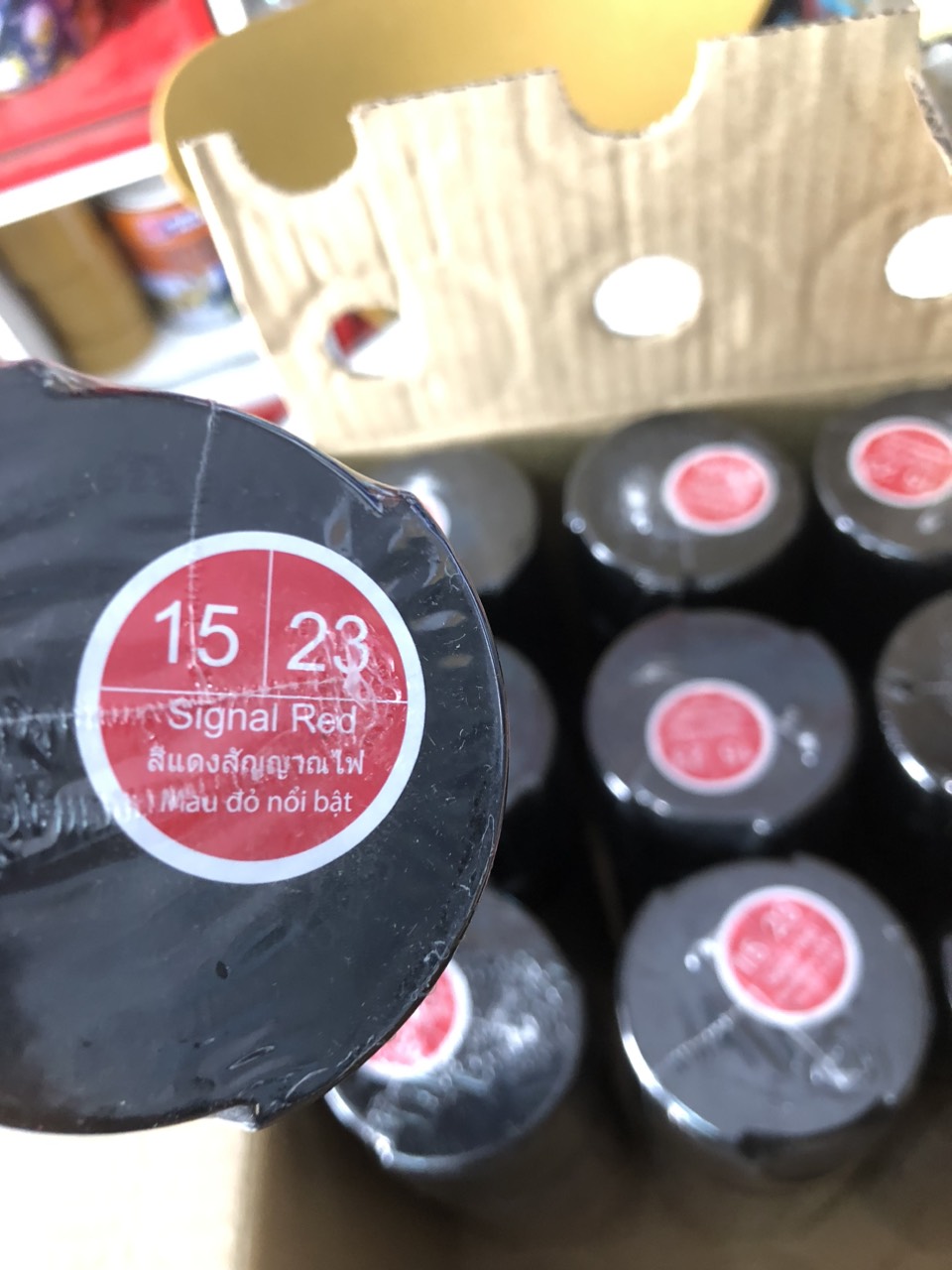 Sơn xịt Samurai Chính Hãng màu Đỏ Nổi Bật - 23 (400ml)