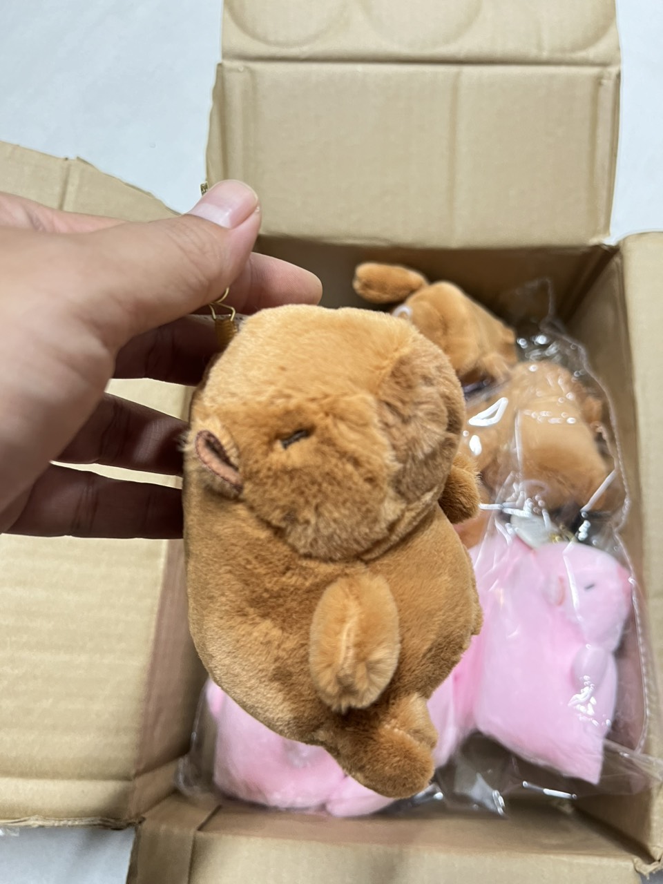 Móc Khoá Capybara Đuôi Xoay Cute 15cm