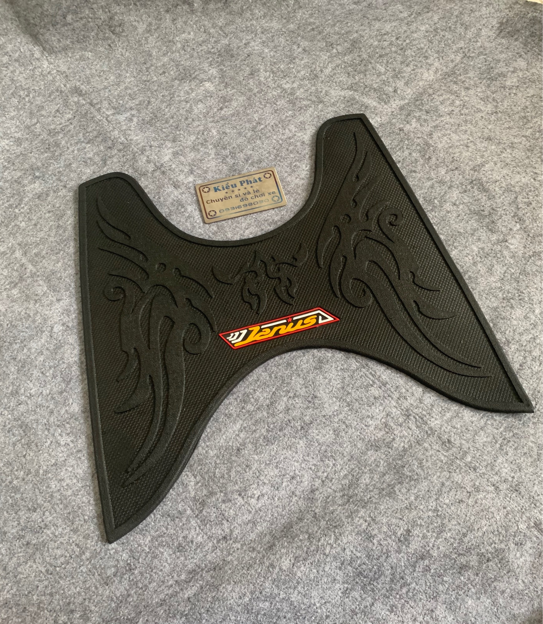 Thảm Janus Kiểu hoa văn