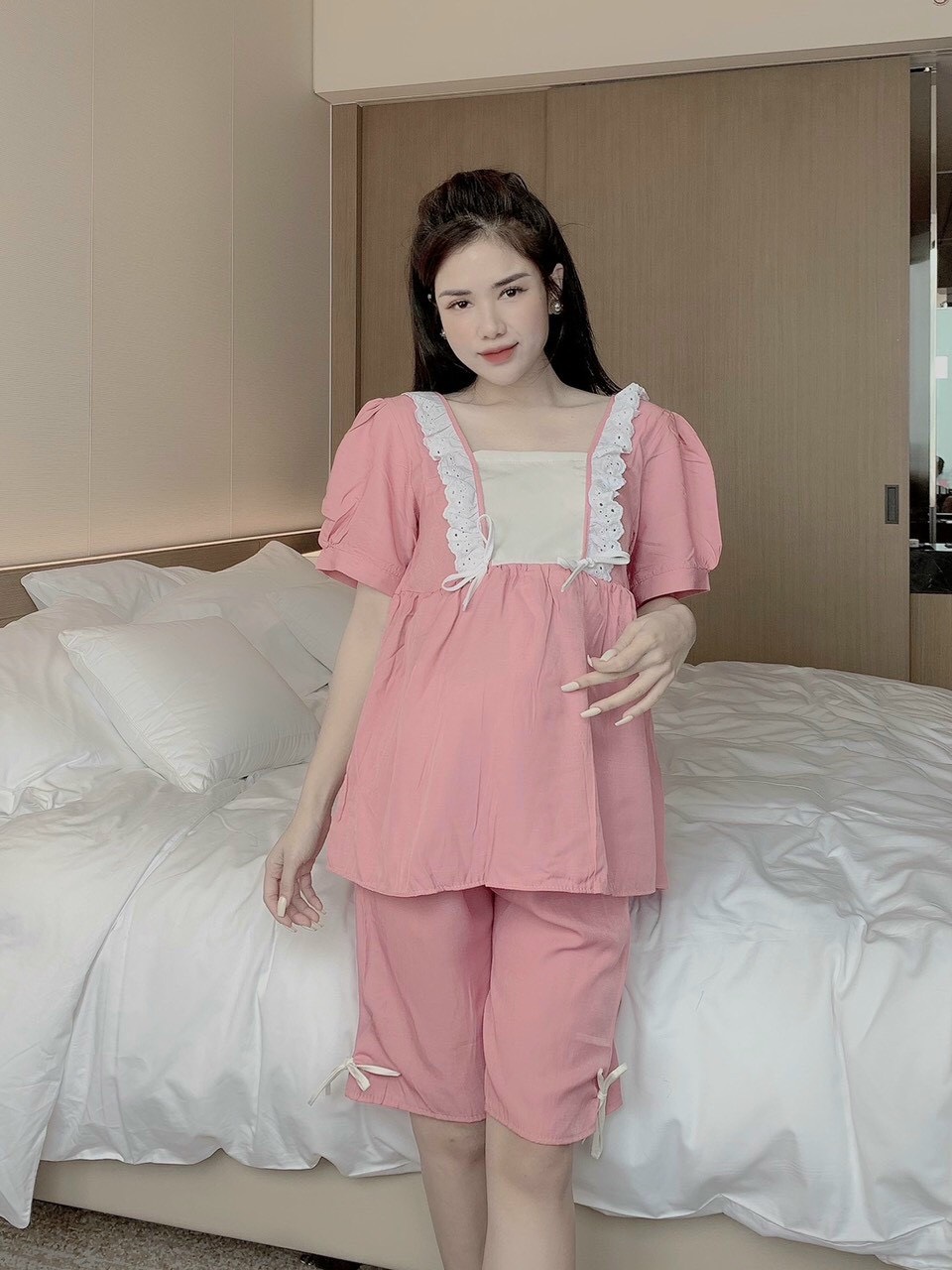 Bộ đồ bầu lửng đũi cổ vuông màu sắc trẻ trung bl832