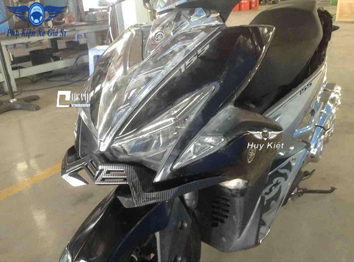 Cánh Gió Trước NVX Carbon MS1921