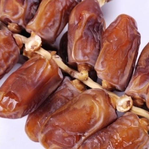 CÂY GIỐNG CHÀ LÀ LÙN TRUNG ĐÔNG