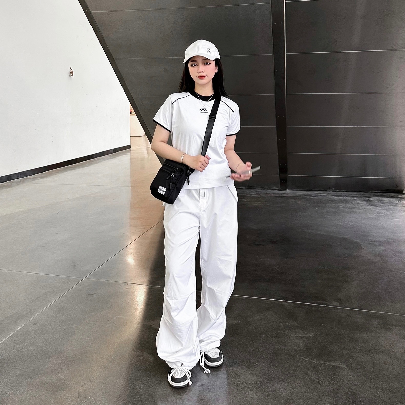 Túi Đeo Chéo Nam Nữ  SAIGON SWAGGER® SGS Double Zip Bag