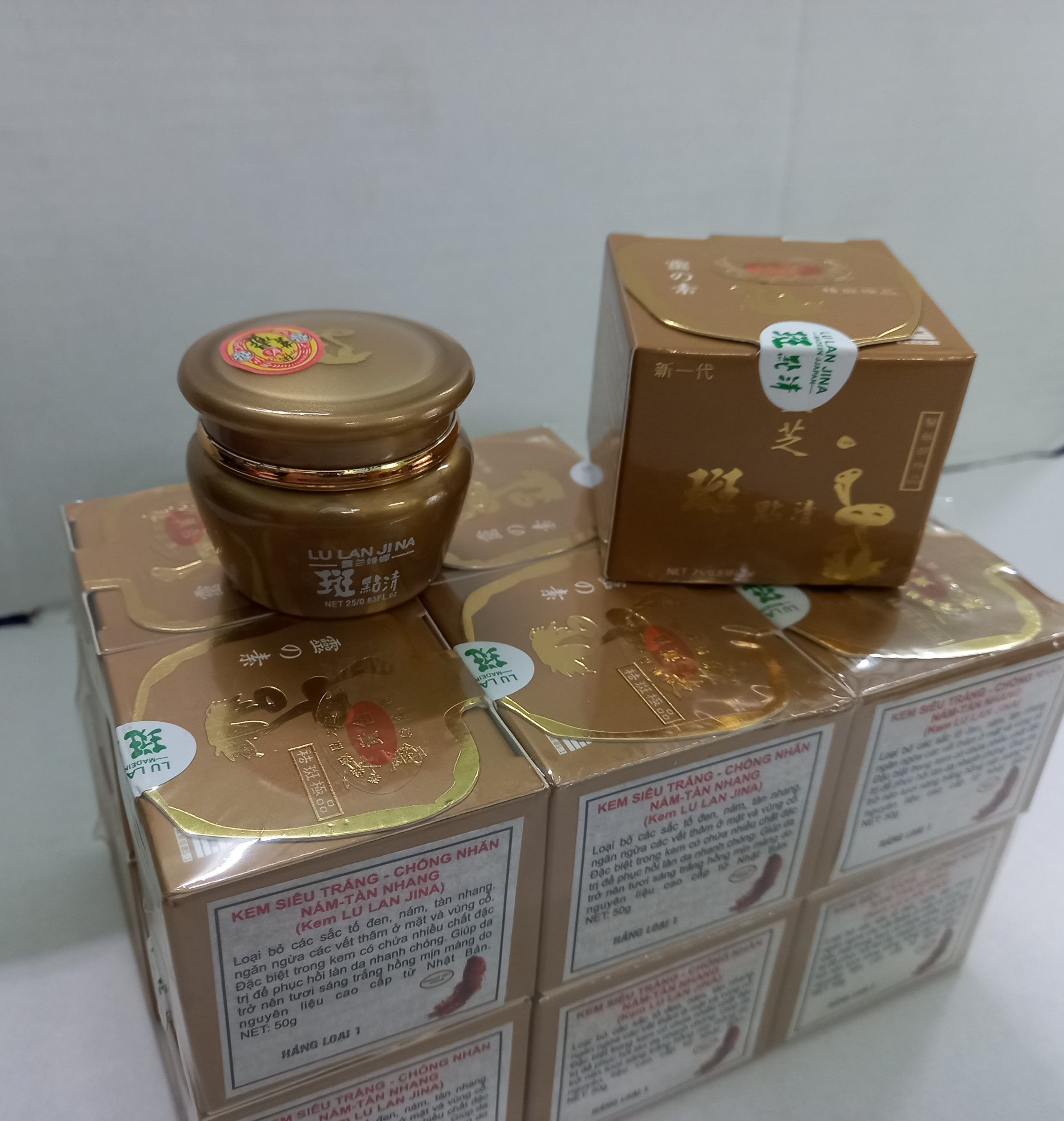 [loại 1 chuẩn] Kem Sâm linh chi Lulan Jina siêu trắng kem nám chống nhăn nám tàn nhang Nhật Bản 25gr