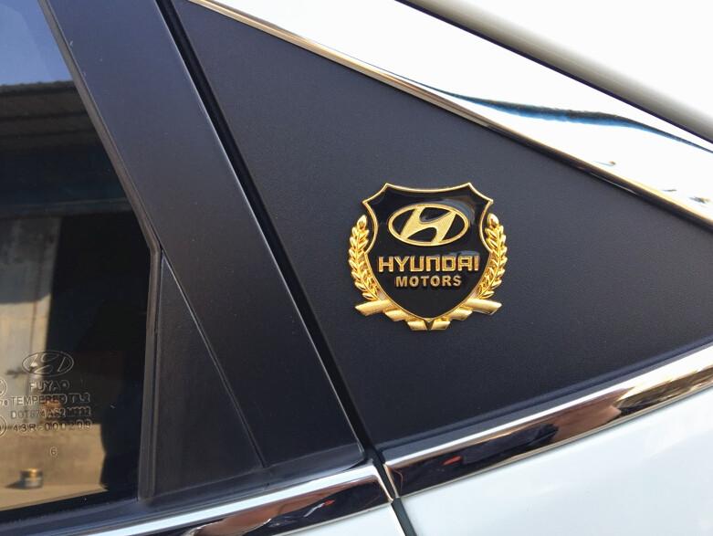 Bộ 2 miếng dán logo kim loại chữ HYUNDAI bông lúa