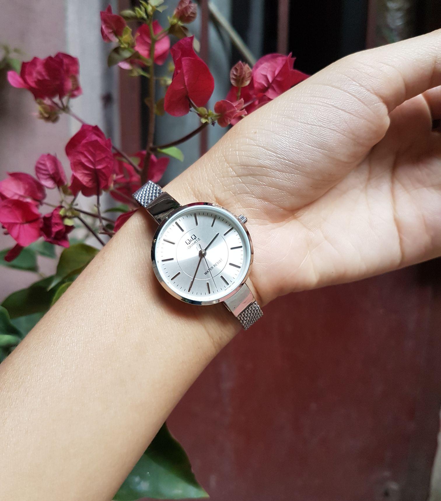 Đồng hồ nữ Q&Q QA17J201Y