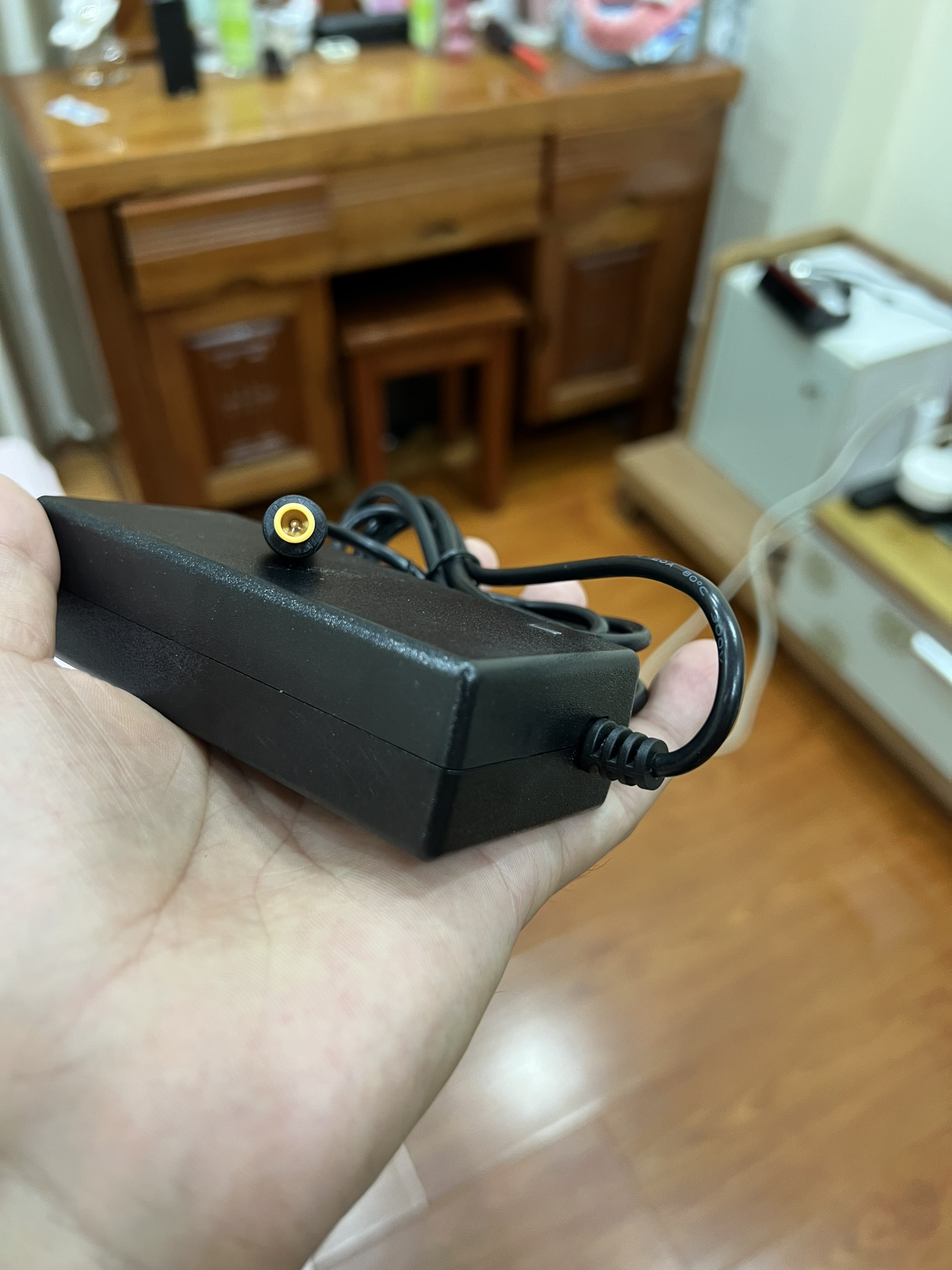 Adapter nguồn màn hình samsung 14v 1.43A