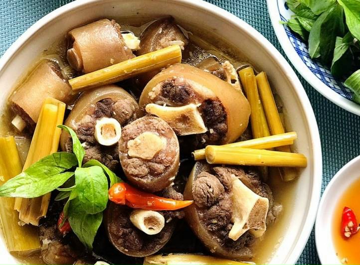 Đuôi bò cắt khúc 1kg (giao tphcm)