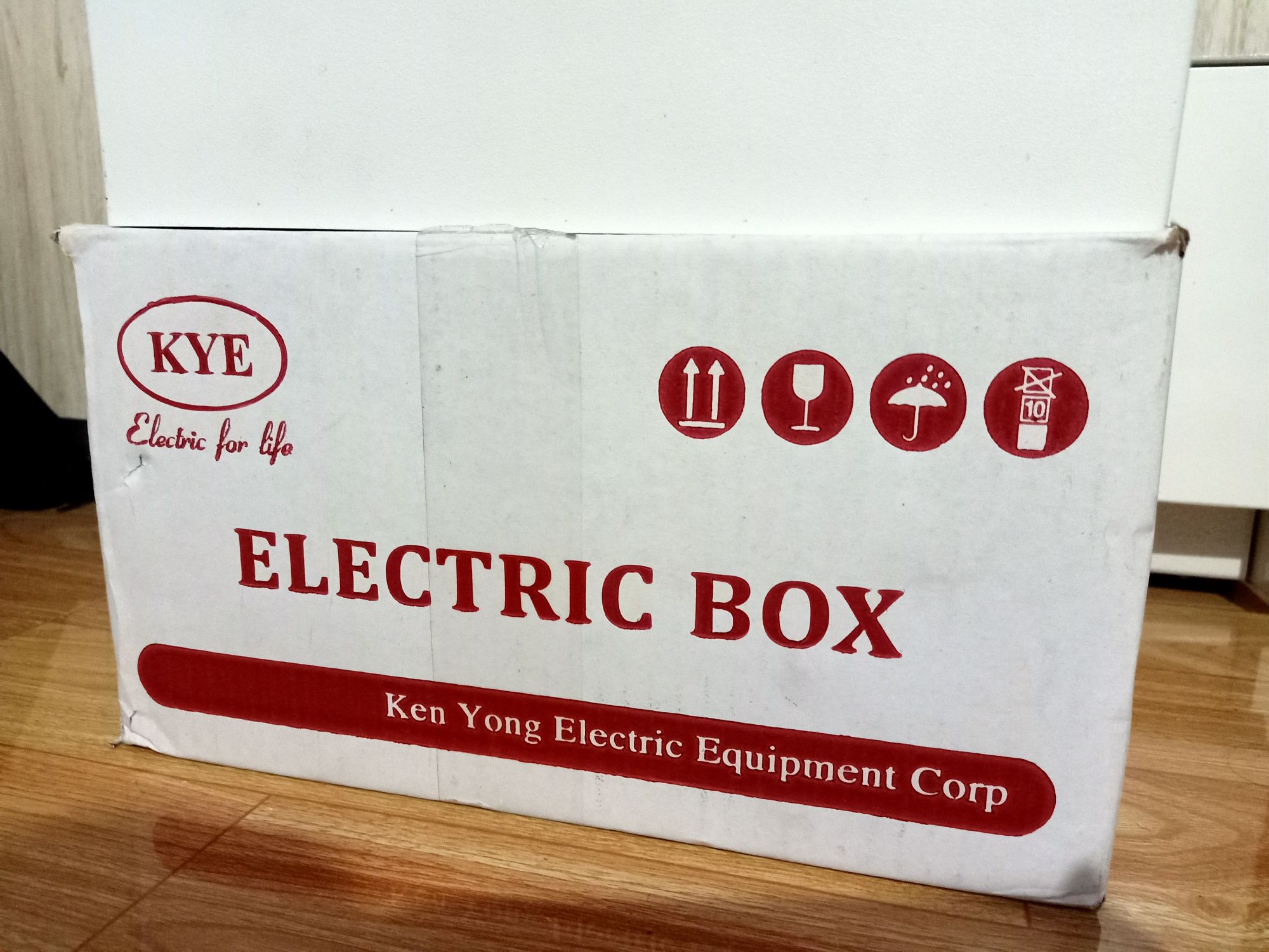 [HCM]Vỏ tủ điện 300x200x160 mm Electric Box