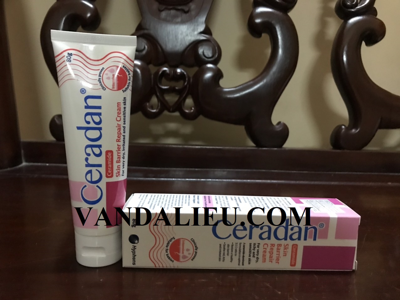 Sản phẩm ceradan cream 80g.