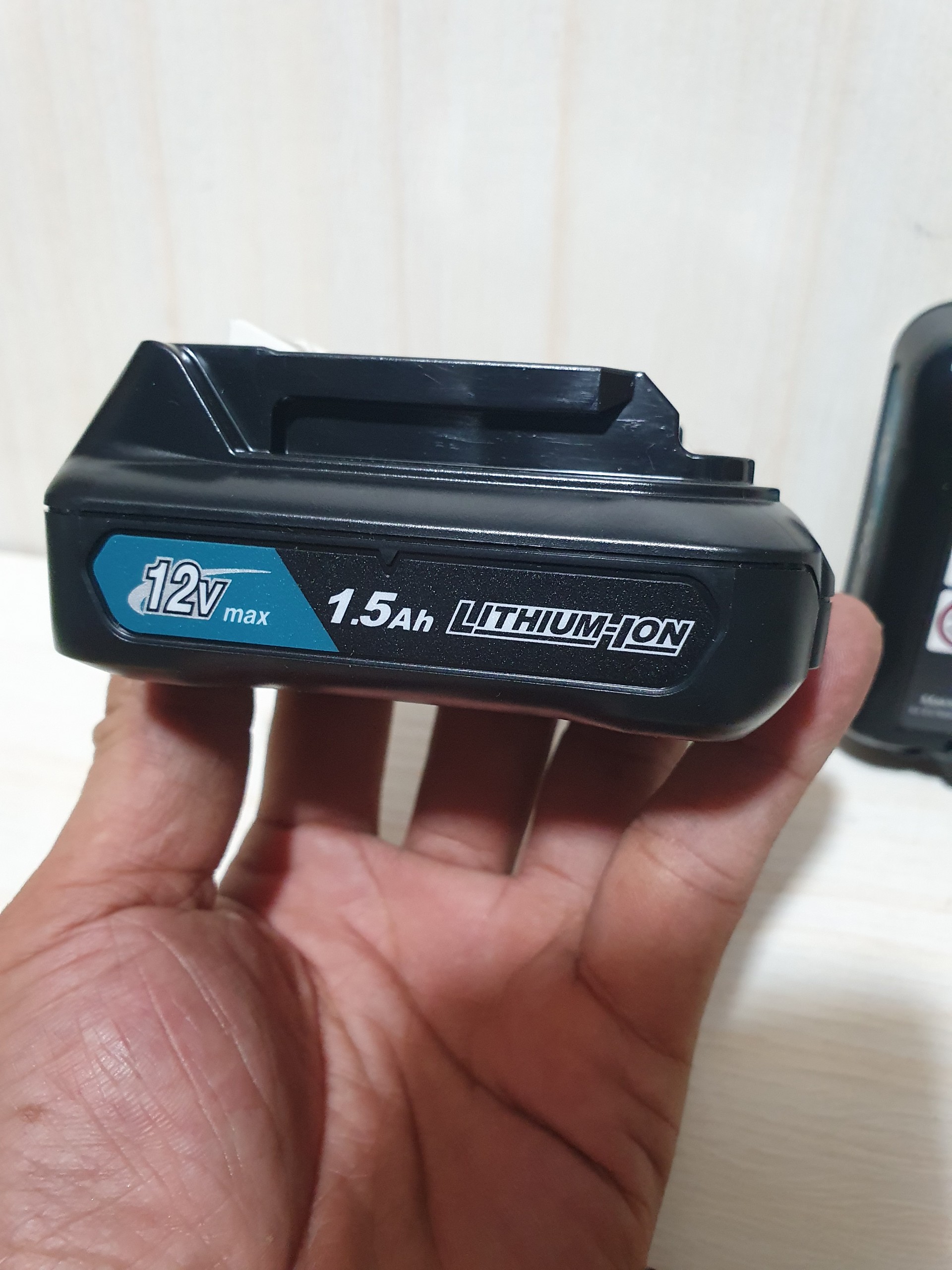 Pin Makita Lithium-ion 12V Max-1.5Ah,2Ah