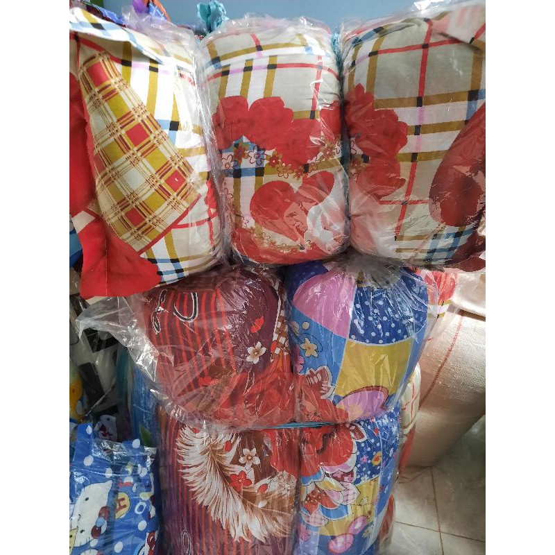 Gối nằm gối ôm