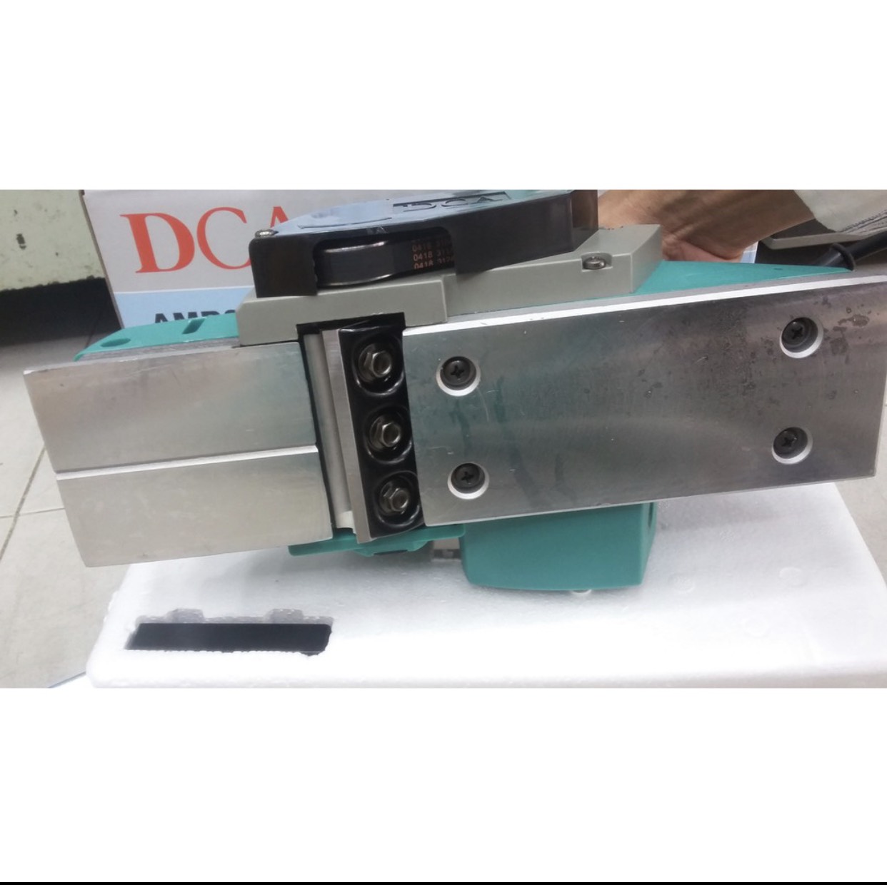 82MM MÁY BÀO ĐIỆN DCA AMB82