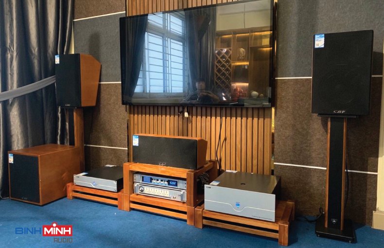Chân loa gỗ chống rung Venza BM 90 (cao 90cm, có chân đinh)