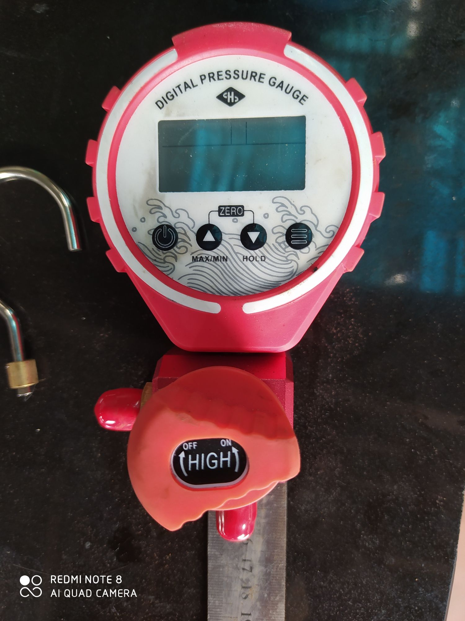 đồng hồ nạp gas hiển thị số