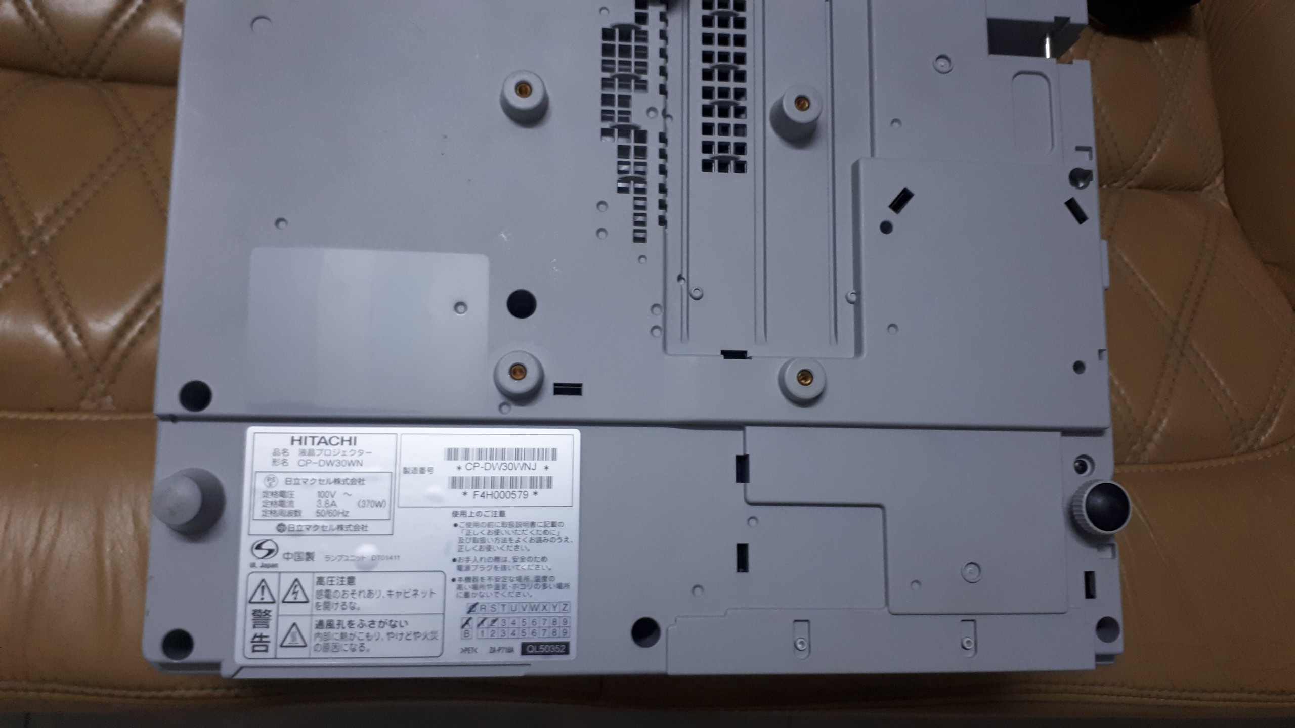 [HCM]Máy chiếu Siêu gần Hitachi CP-D30WN