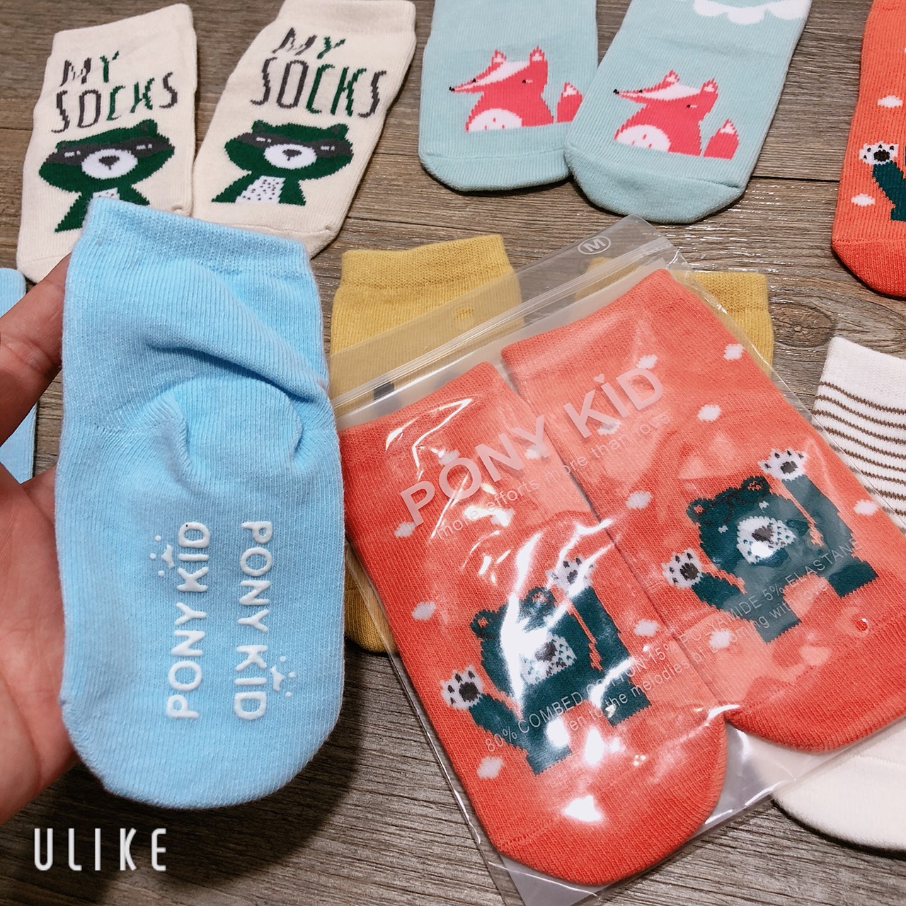 Bộ 2 đôi tất Pony kid mẫu mới 2018
