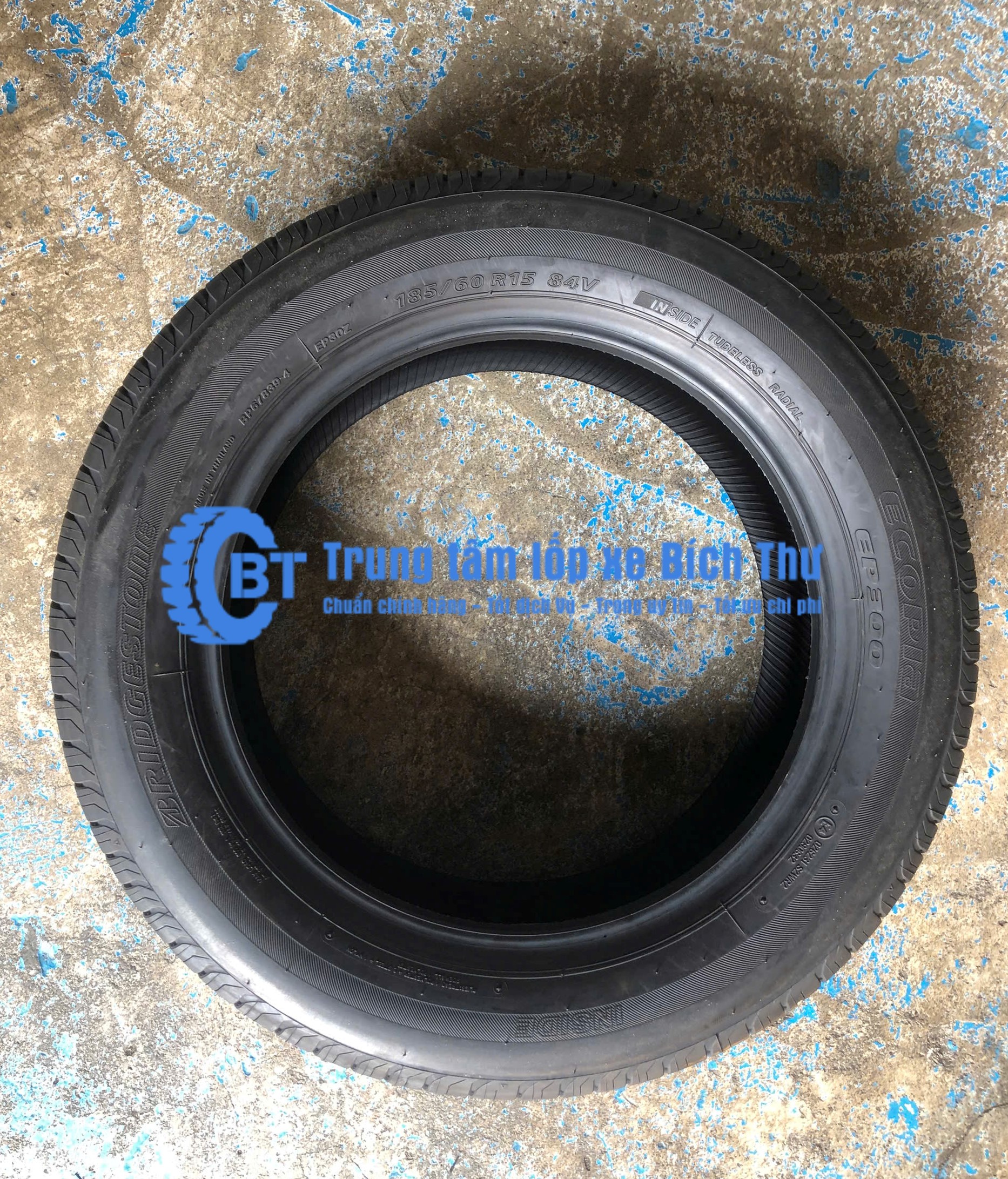 Lốp Bridgestone 185/60R15 EP300