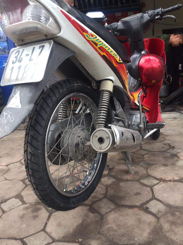 Lốp/vỏ xe máy Michelin 80/90-17 City Pro (loại dùng săm - ruột)