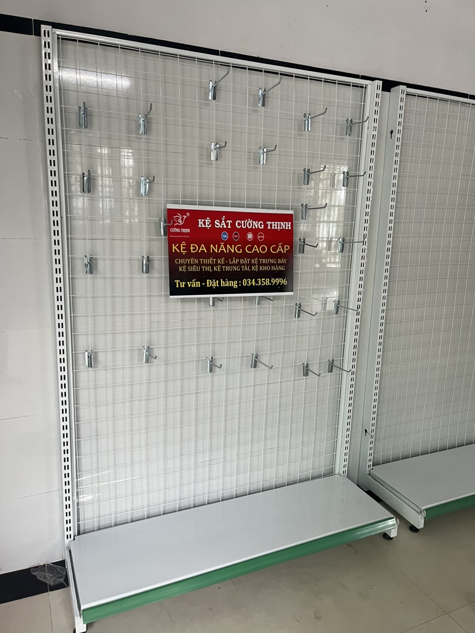 Kệ Lưới Móc Treo đồ, (Tặng kèm 30móc treo 15cm), Kệ Dài 1m2 x 1m5