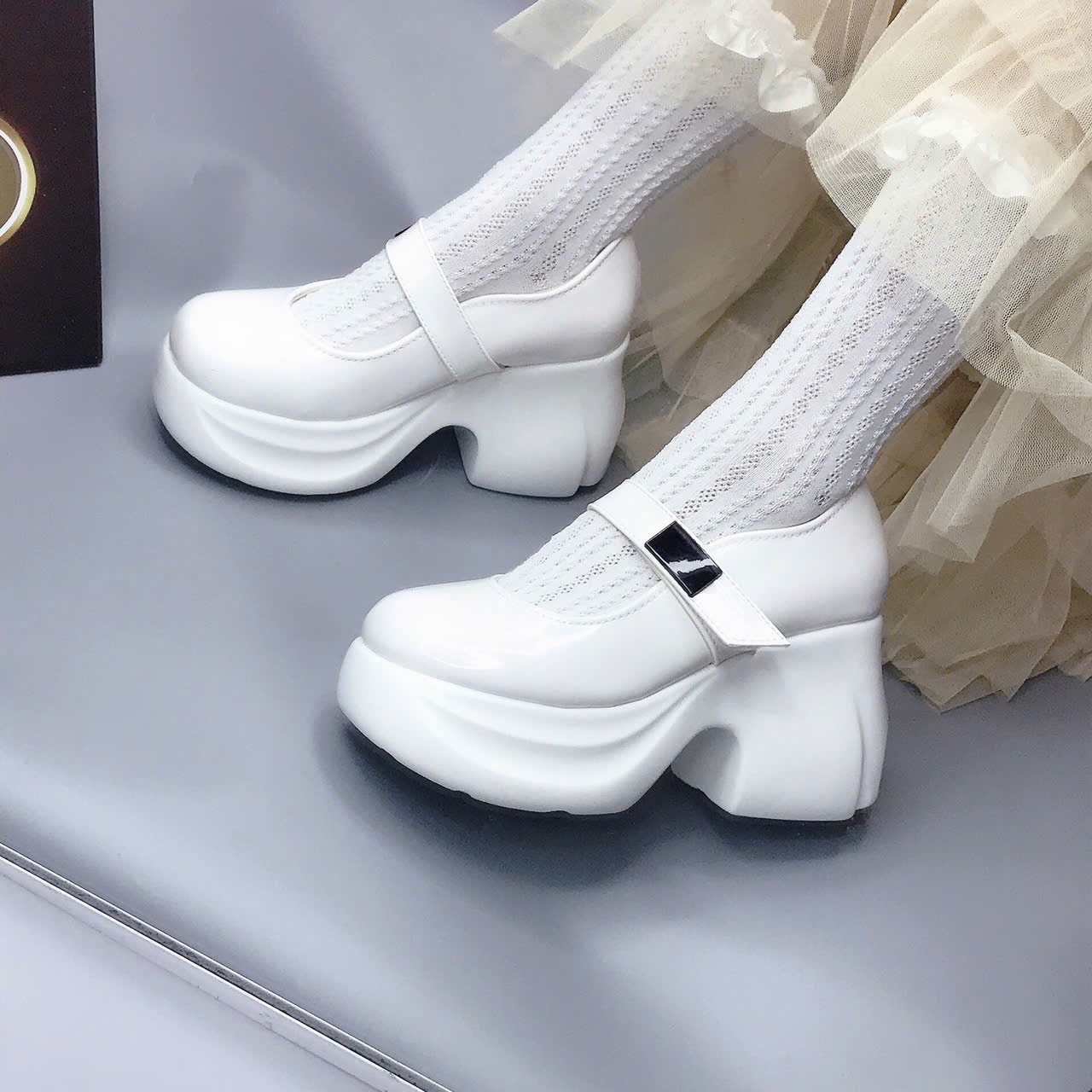 Giày qccc bít mũi tiểu thư 10p siêu sang chảnh.đế siêu nhẹ