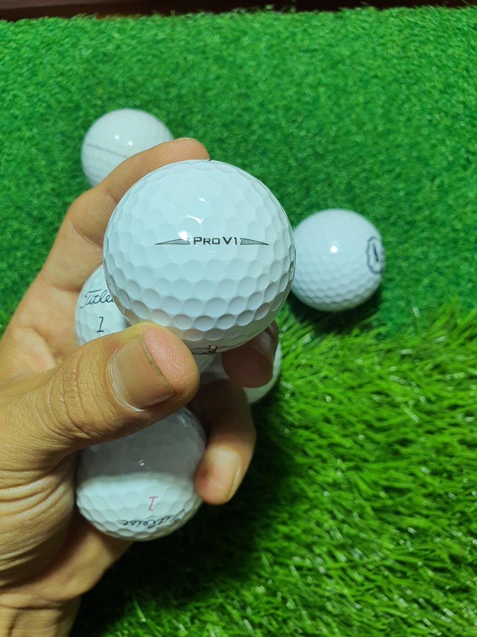 ComBo 10 Quả Bóng Golf Titleist Pro V1- Bóng 4 lớp Chính Hãng