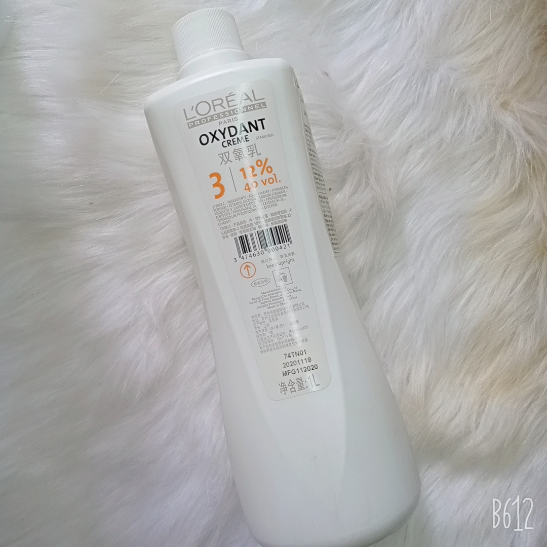 KEM OXY TRỢ NHUỘM LOREAL MỞ BIỂU BÌ TÓC 1000ML