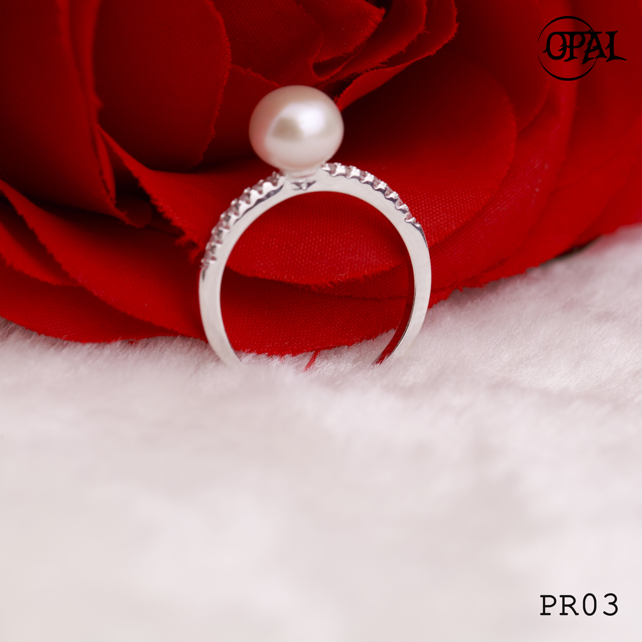 Nhẫn bạc đính ngọc trai opal