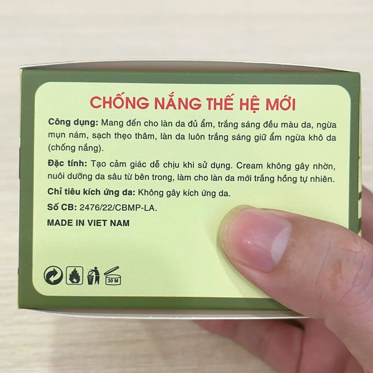 Kem dưỡng trắng da mặt EVI (15g)