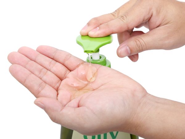 Sữa Tắm Ôliu Dưỡng Ẩm Mềm Mịn 1L