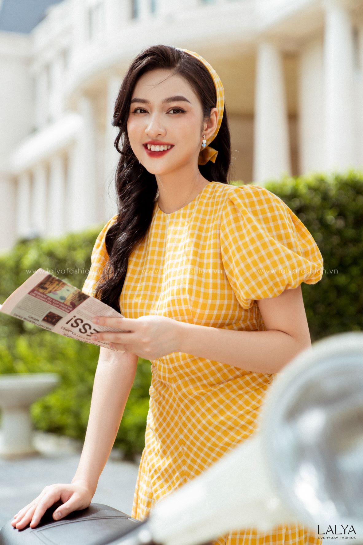 LALYA_D438_ Váy kẻ ô tay bồng hạ eo-Vàng