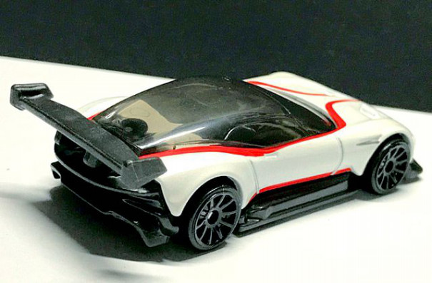 Hotwheels - Aston Martin Vulcan
