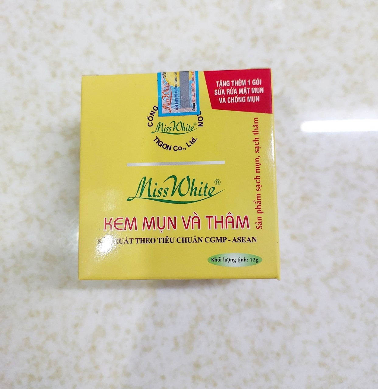 Kem mụn và thâm Miss white 12g