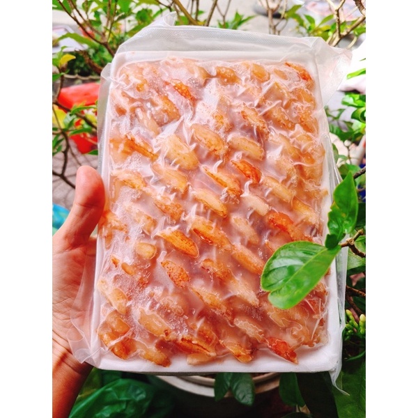 Thịt càng ghẹ bóc sẵn 500gr rã đông còn 300gr