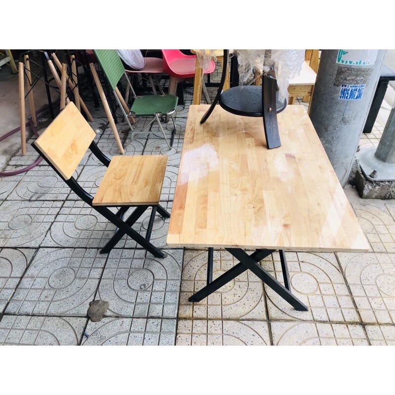 GHẾ GỖ THÔNG QUÁN NHẬU - CAFE