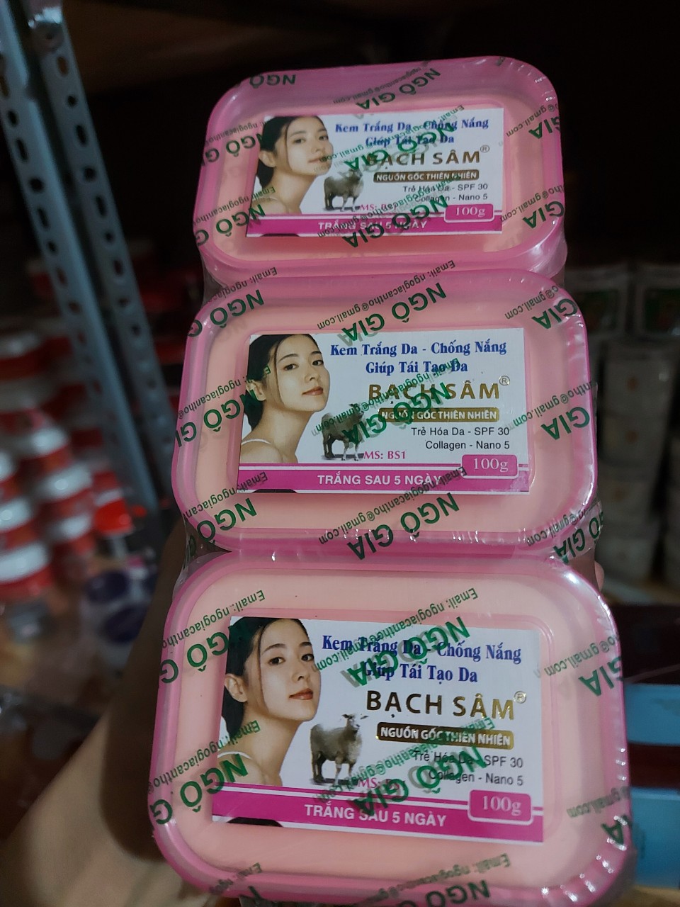 kem trắng da bạch sâm