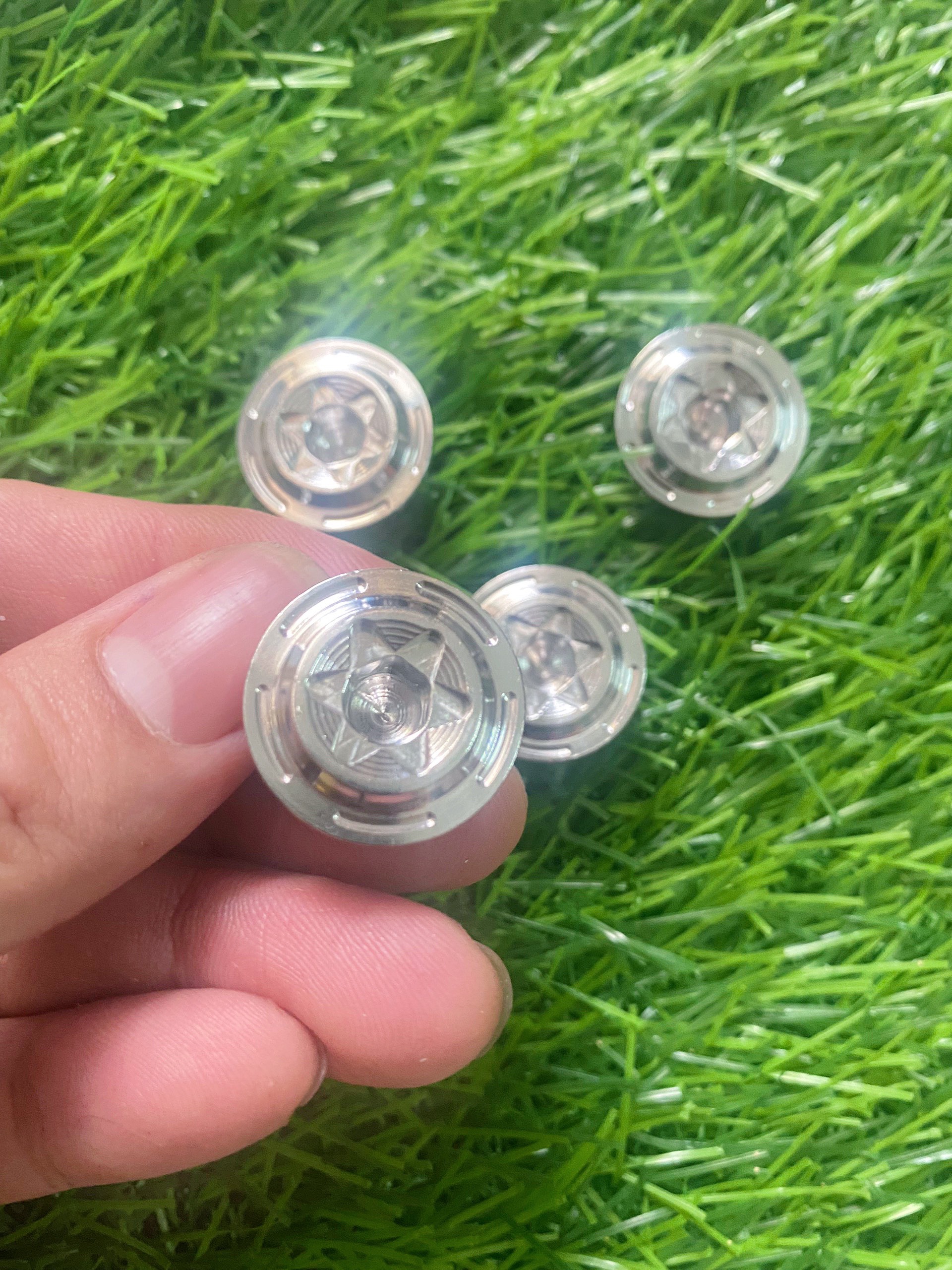Ốc Salaya inox304 Mâm Lửa Ex150 và các xe có cùng kích thước