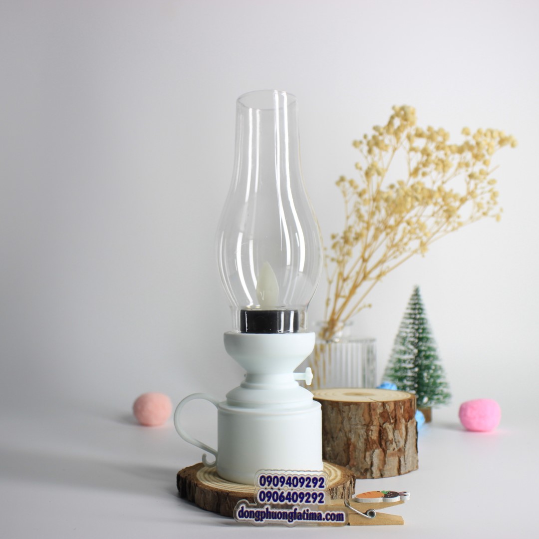2 Cây Đèn Dầu Trang Trí Bóng Led