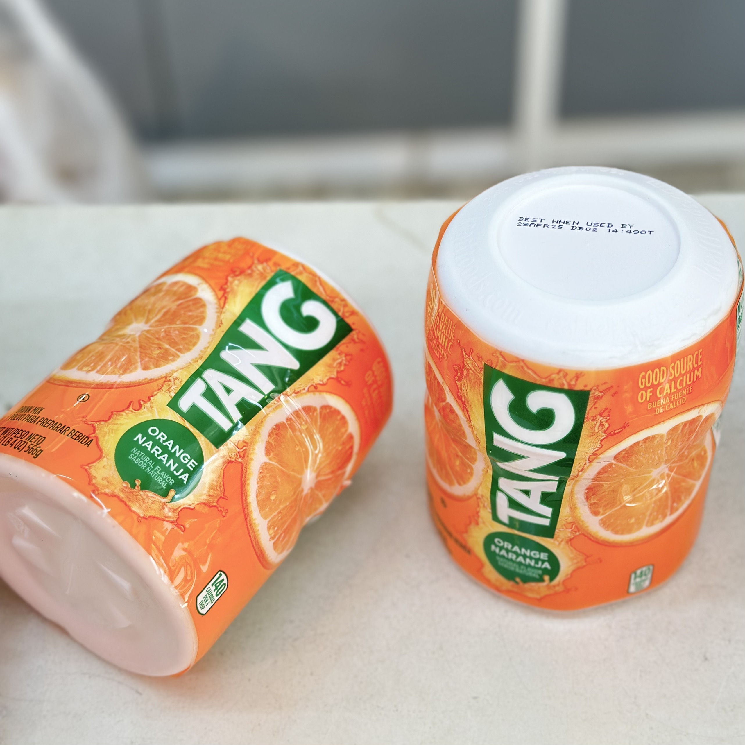 Bột pha nước cam Tang 566g của Mỹ