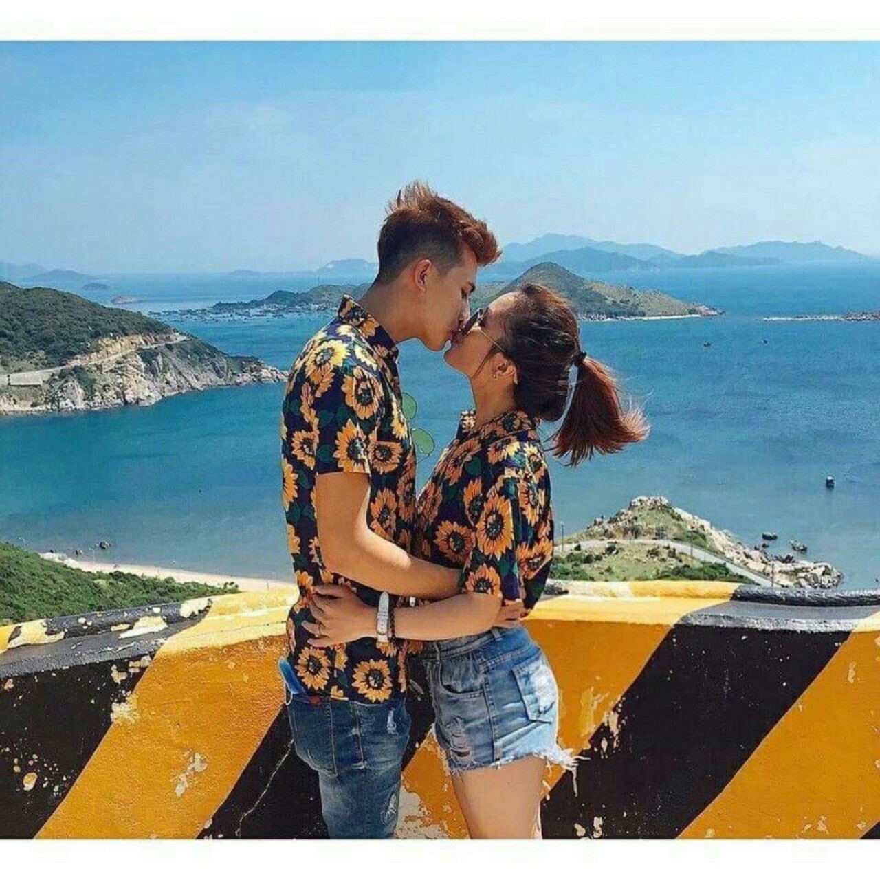 ÁO SƠ MI HOA QUẢ CH12