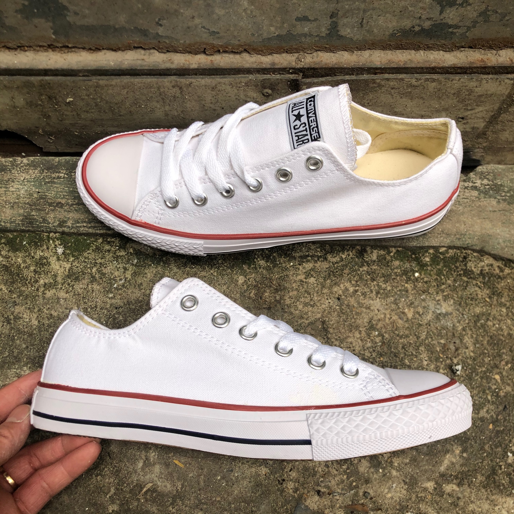 Giày converse trắng thấp cổ