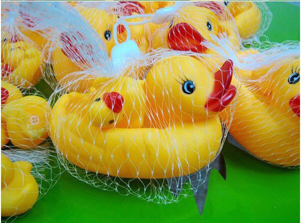 Set vịt bầy mẹ và 3 con bóp chít thả chậu tắm cho bé